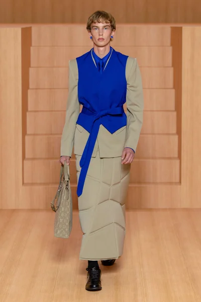 Look 20